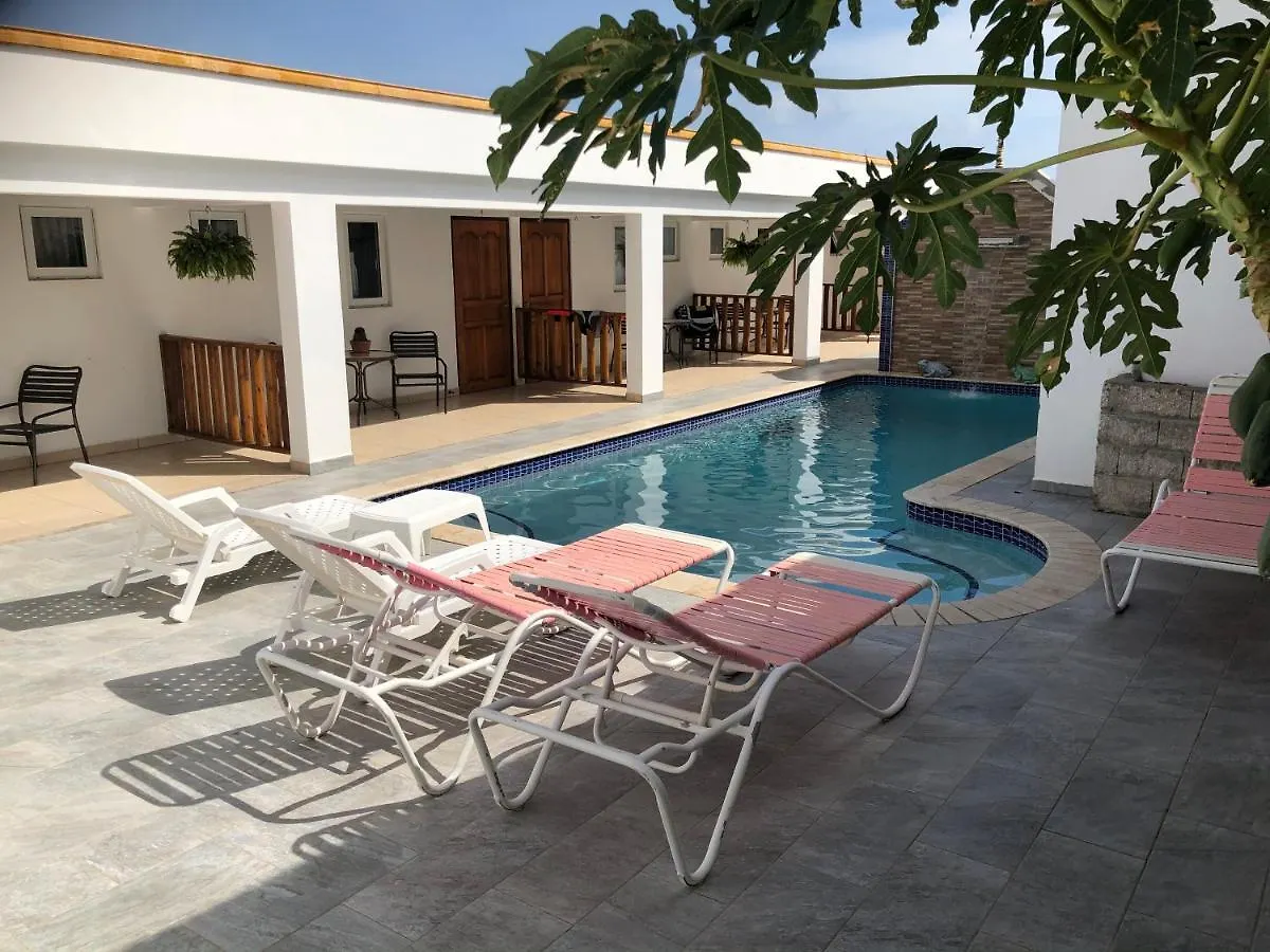 Puchis Place Daire Paradera 0*,