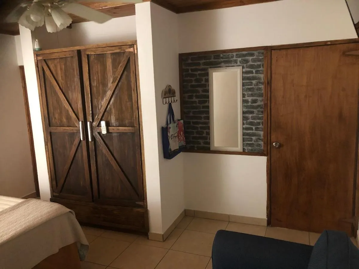 Puchis Place Daire Paradera Aruba
